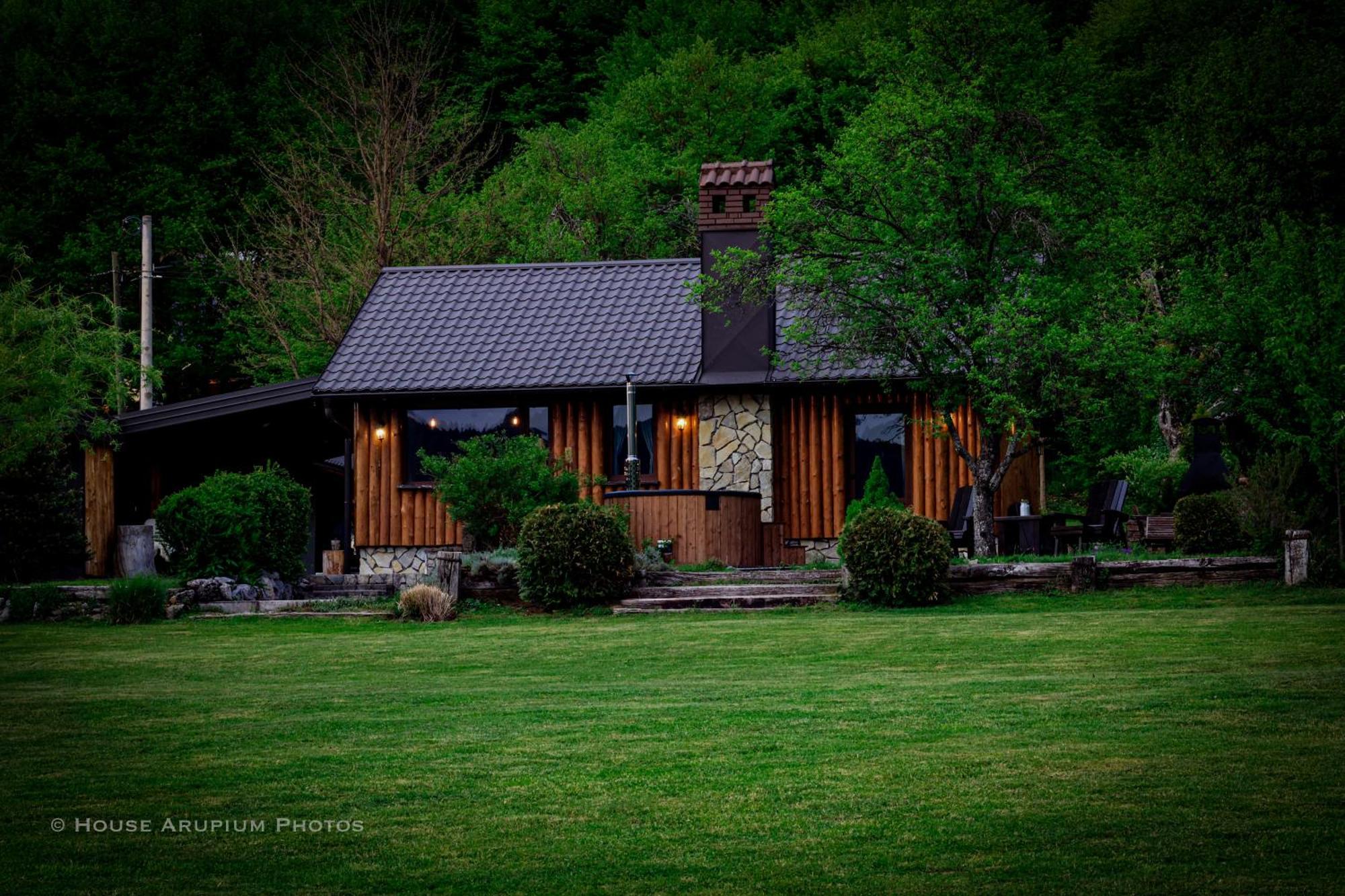 Villa House Arupium - Hot Tub Otočac Esterno foto